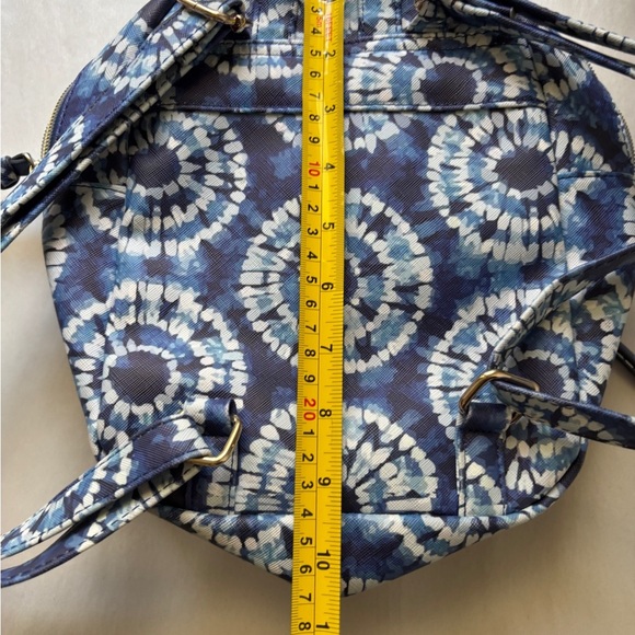 Small Vinyl Backpack. Blue and White. Excellent condition. - Picture 9 of 11